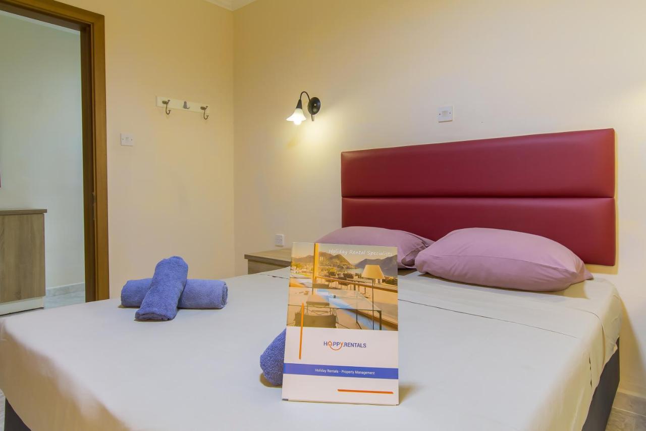 Pool & Sea Merill Apartments المليحة المظهر الخارجي الصورة