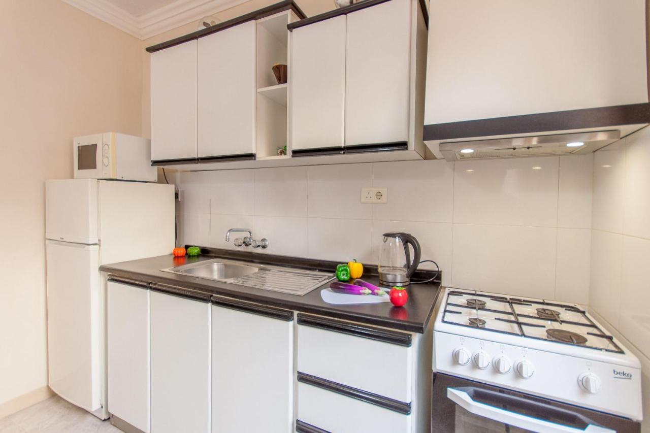 Pool & Sea Merill Apartments المليحة المظهر الخارجي الصورة