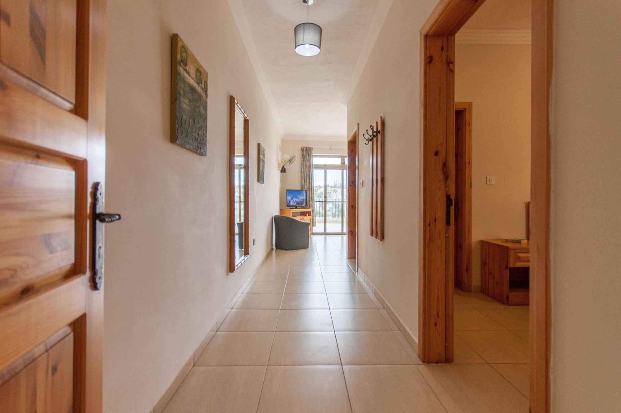 Pool & Sea Merill Apartments المليحة المظهر الخارجي الصورة