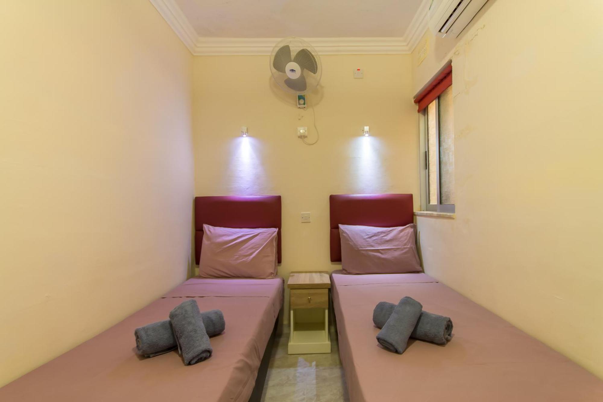 Pool & Sea Merill Apartments المليحة المظهر الخارجي الصورة